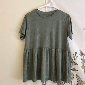 American Eagle Green Flowy Peplum Top